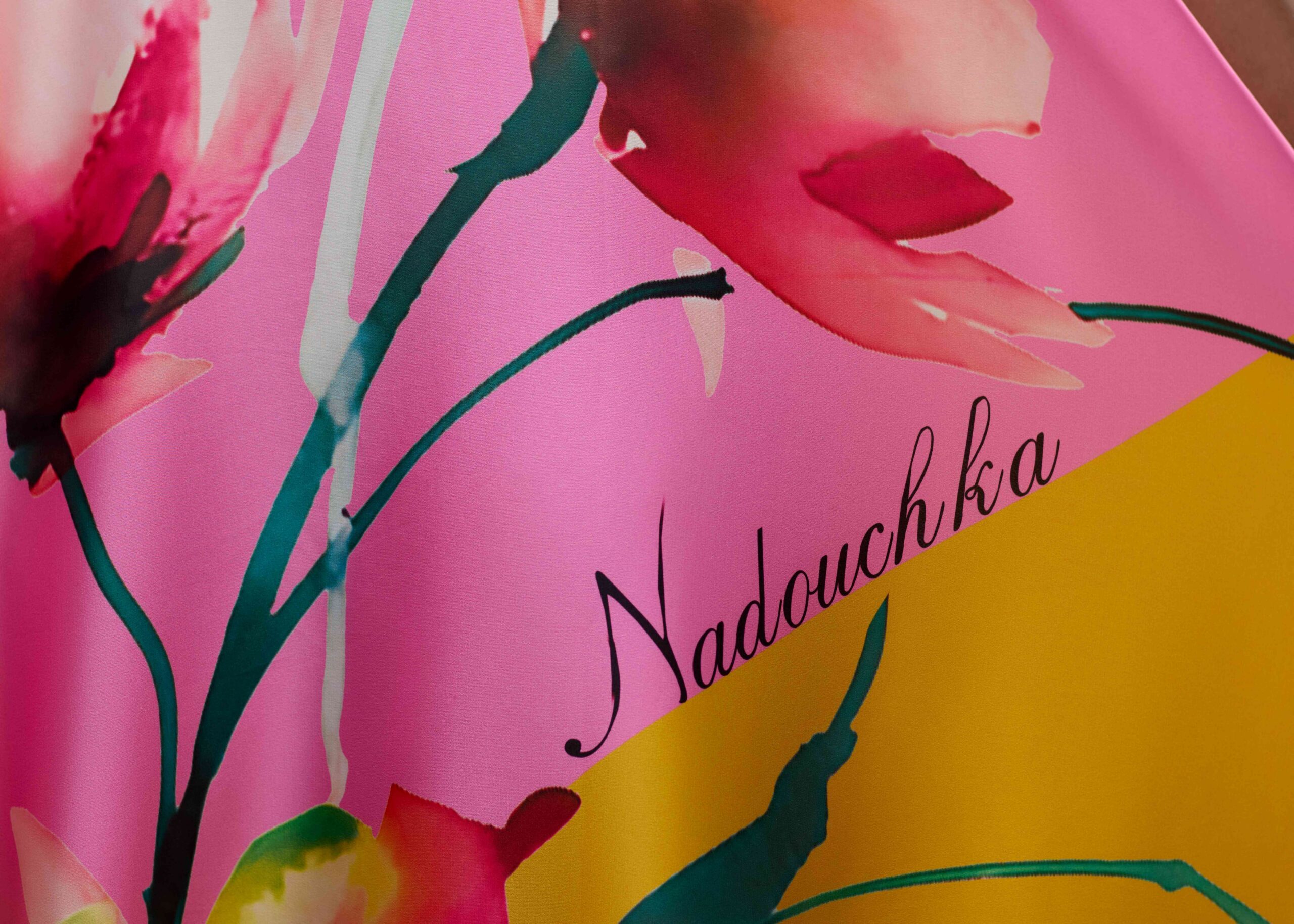 Robe Signature fluide – Image 2